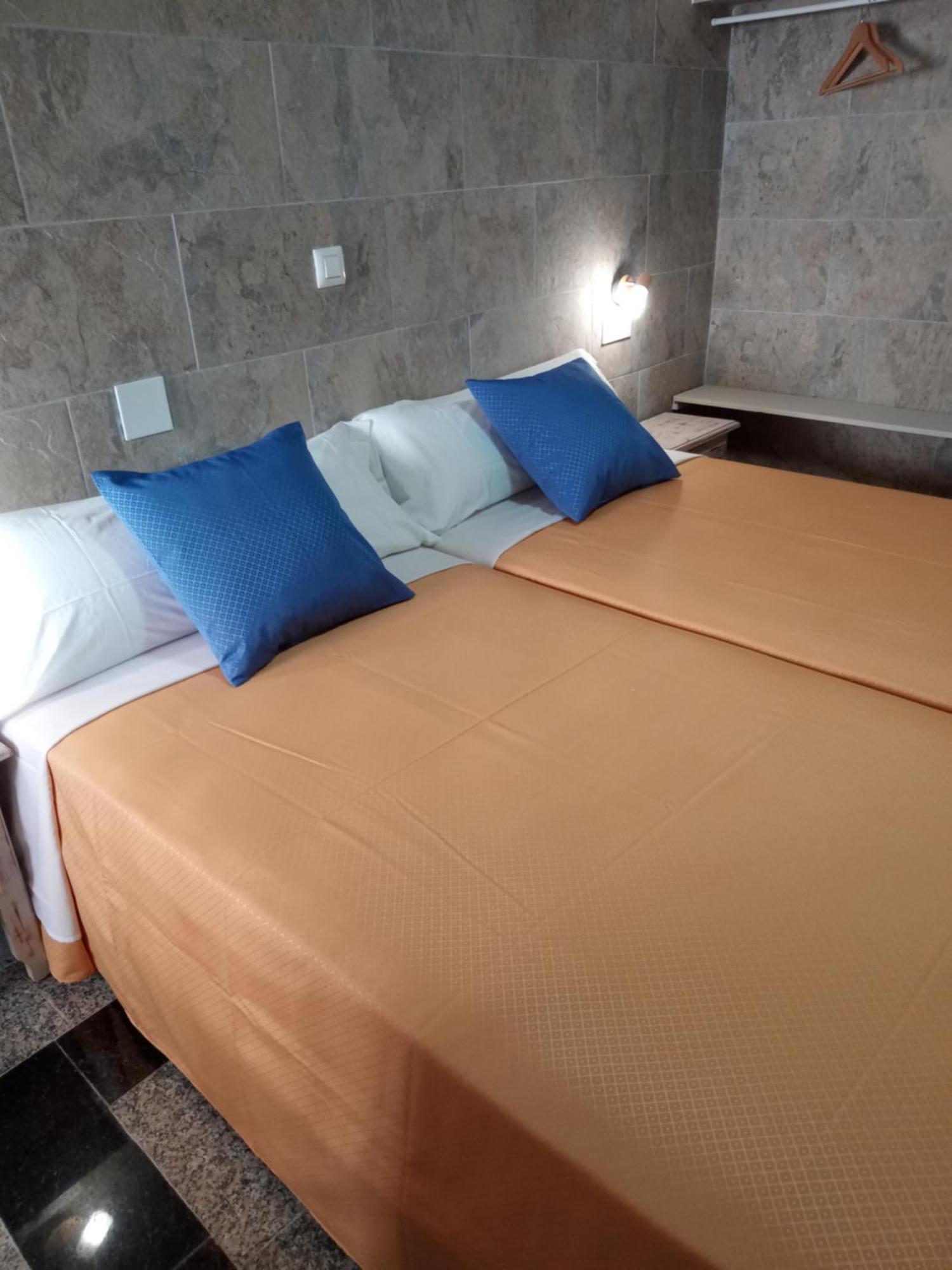 La Tortuga Lodging Rooms Tarifa Exteriör bild
