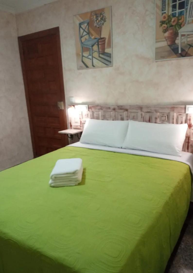 La Tortuga Lodging Rooms Tarifa Exteriör bild